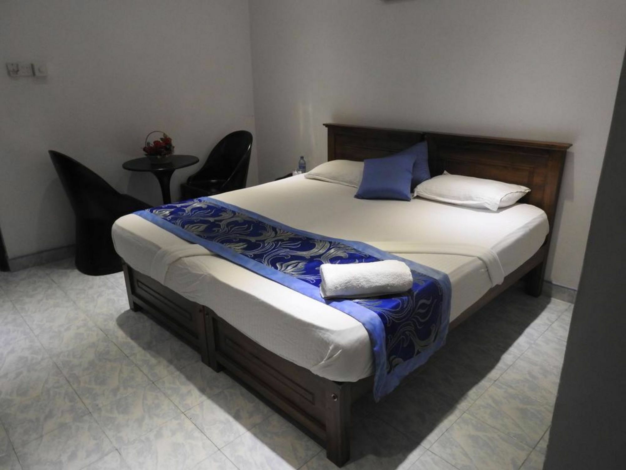 Oak Wood Inn Kandy Dış mekan fotoğraf