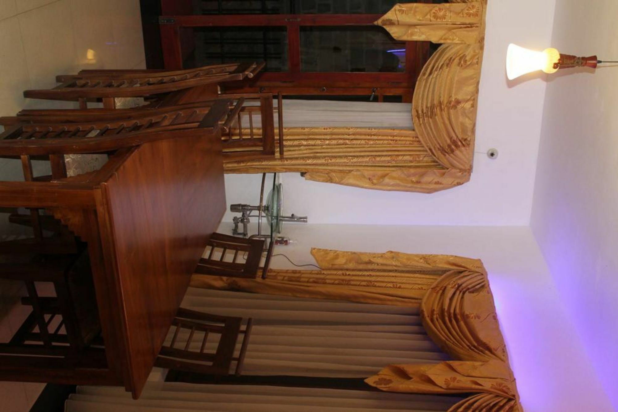 Oak Wood Inn Kandy Dış mekan fotoğraf