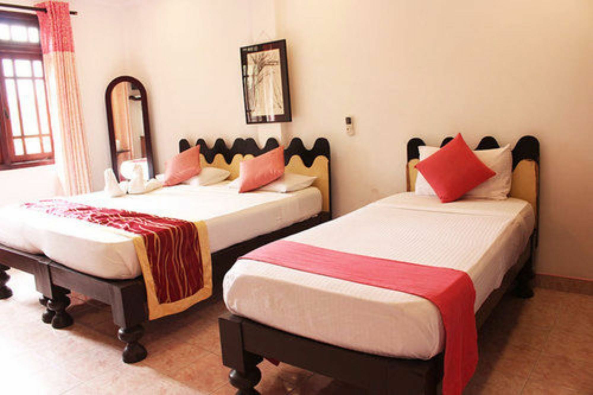 Oak Wood Inn Kandy Dış mekan fotoğraf