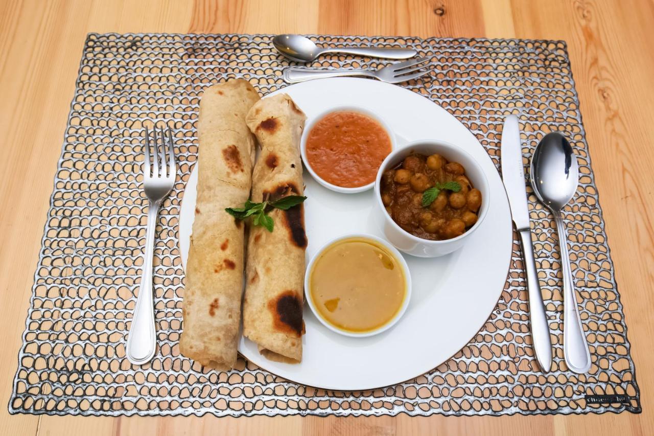 Oak Wood Inn Kandy Dış mekan fotoğraf